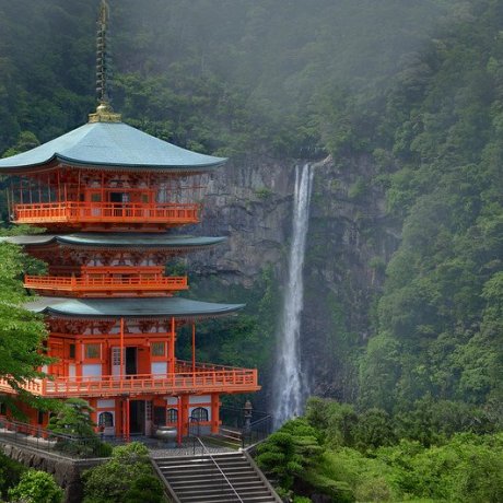 Kumano Nachi Taisha